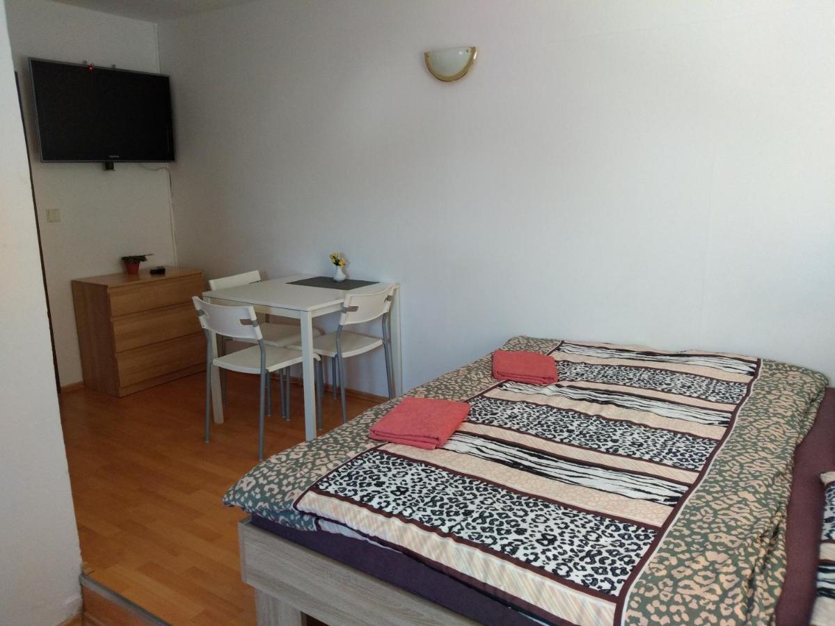 Apartments U Cara Ceske Budejovice Buitenkant foto